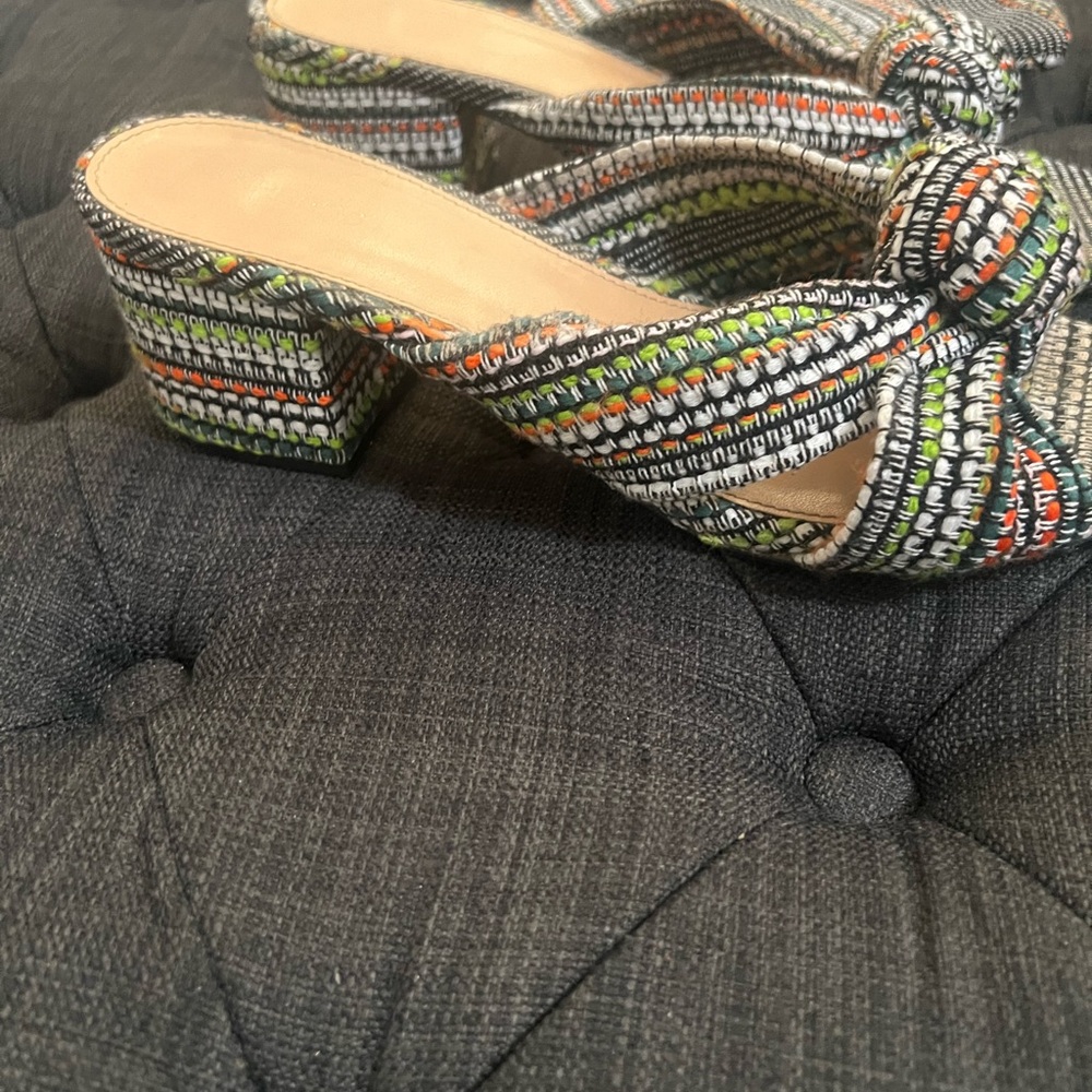 Express. Women fabric sandal. Like new.